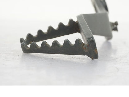 Extrabild1 på Bromspedal från en Triumph Tiger Explorer -2013 motorcykel.