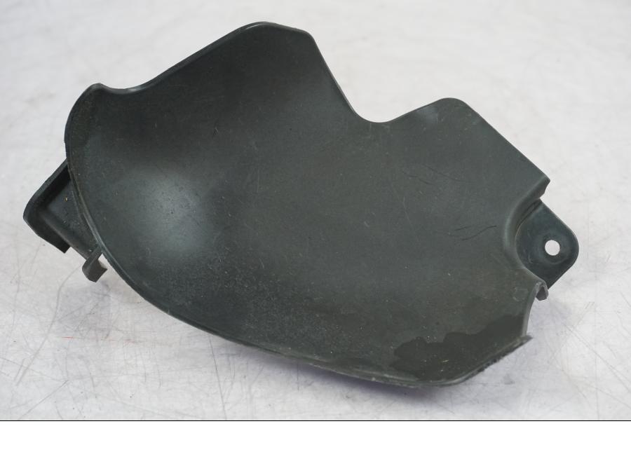 Framsidan på Plast från en Suzuki GSX 1300 RX -1999 motorcykel.