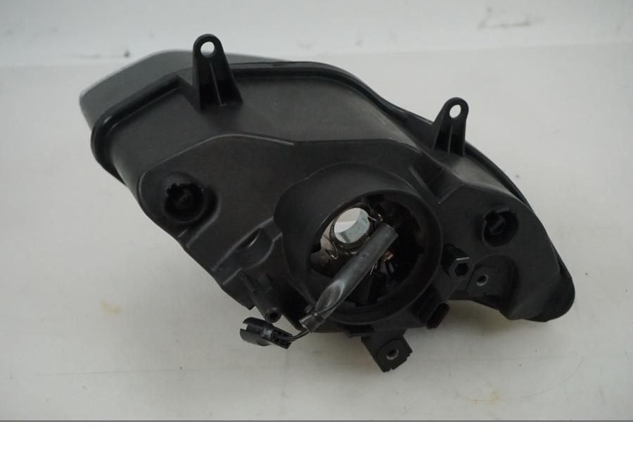 Vänster sida på Strålkastare från en BMW K 1200 RS -2008 motorcykel.