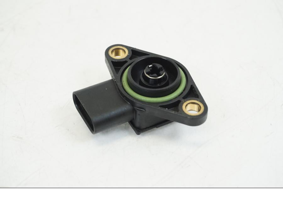 Höger sida på Neutralgivare från en BMW R 1250 GS -2019 motorcykel.