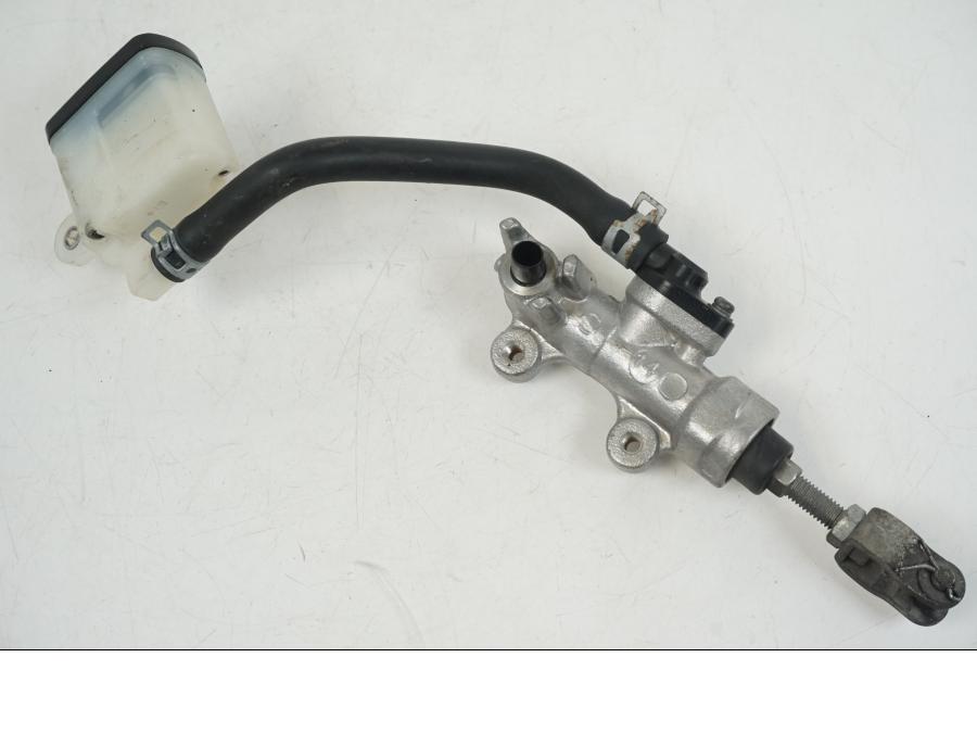 Framsidan på Bromshuvudcylinder från en Suzuki GSX-R 1000 -2007 motorcykel.