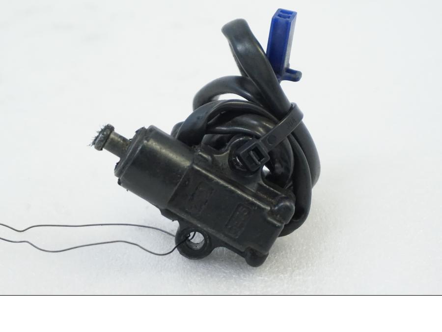 Höger sida på Sidostödsbrytare från en Aprilia RSV 1000 -2010 motorcykel.