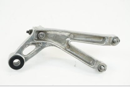 Snett uppifrån på Fotpinne från en Yamaha YZF R6 -1999 motorcykel.