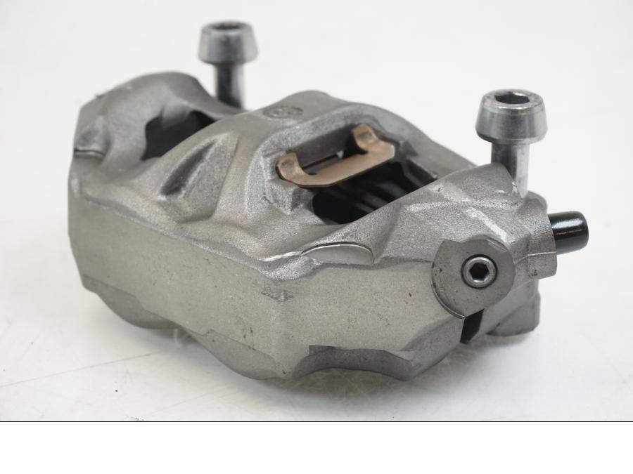 Höger sida på Bromsok från en Triumph Speed Triple -2021 motorcykel.