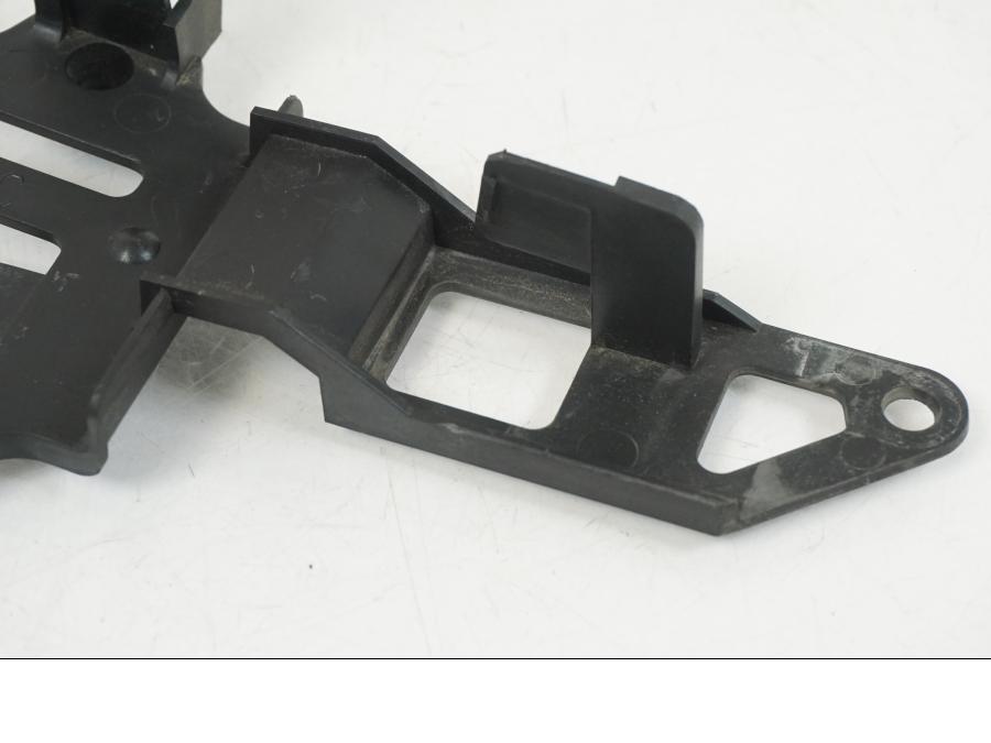 Baksidan på Relä från en Yamaha YZF 1000 R1 -2007 motorcykel.