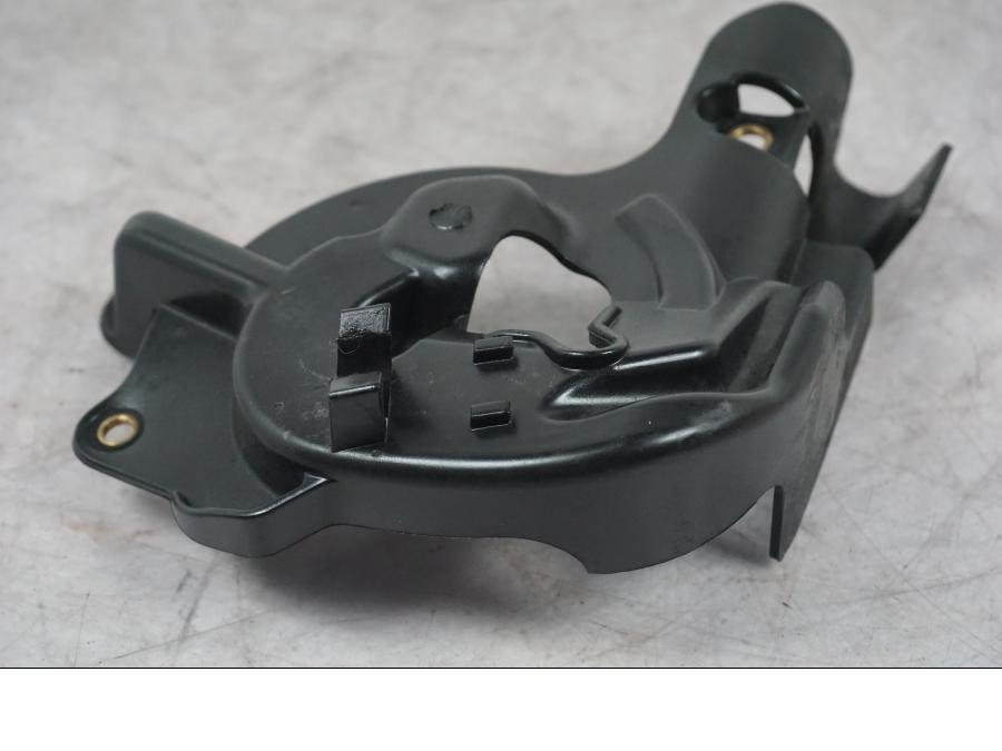 Baksidan på Bensintankskydd från en Buell 1125 R -2008 motorcykel.