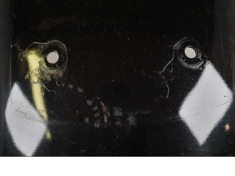 Vänster sida på <p>Bakskärm från Kawasaki VN 750 1994.</p>

<p>Lackskador och rost finns se bilder.</p>

<p>Reflex.</p> motorcykel.