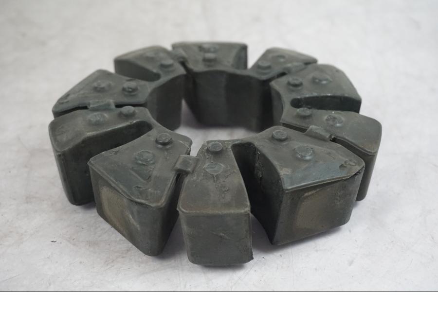 Baksidan på Ryckutjämnare från en Triumph Tiger -2009 motorcykel.