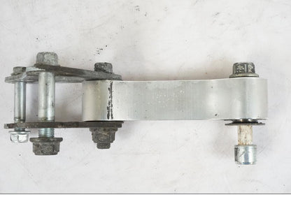 Extrabild1 på Stötdämparlänkage från en Suzuki GSX-S 1000 -2017 motorcykel.