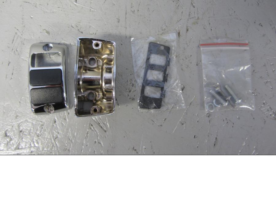 Framsidan på Styrelreglage från en H-D Harley diverse -1998 motorcykel.