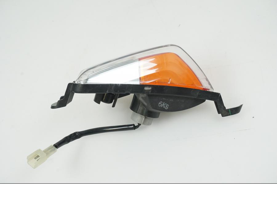 Baksidan på Blinkers från en Yamaha FJR 1300 -2007 motorcykel.