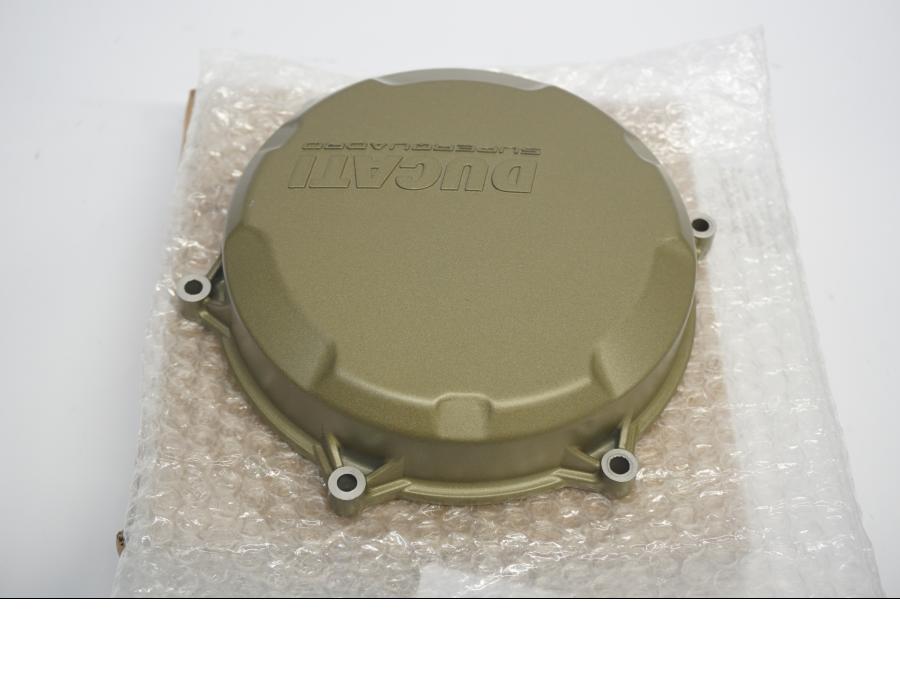 Höger sida på Kopplingskåpa från en Ducati 1299 Panigale -2018 motorcykel.