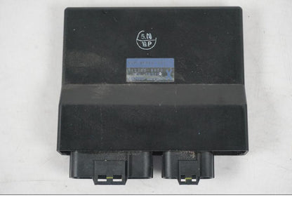 Extrabild3 på <p>Låssats från Yamaha FZ-8S FAZER ABS 2011.</p>

<p>Tändningslås, antenn, tanklock, sadellås, CDI och 1st nyckel.</p> motorcykel.