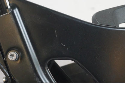 Baksidan på Vindrutemotor från en BMW K 1600 GTL -2015 motorcykel.