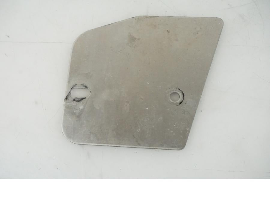 Höger sida på Likriktare från en Honda CBR 1000 -2005 motorcykel.