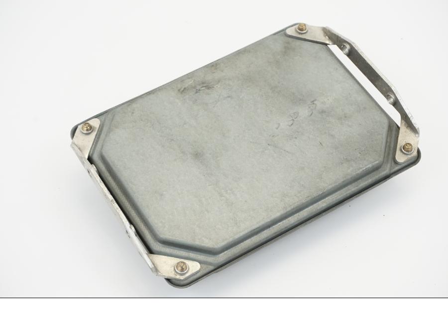 Snett uppifrån på CDI / ECU från en BMW R 1150 R -2002 motorcykel.