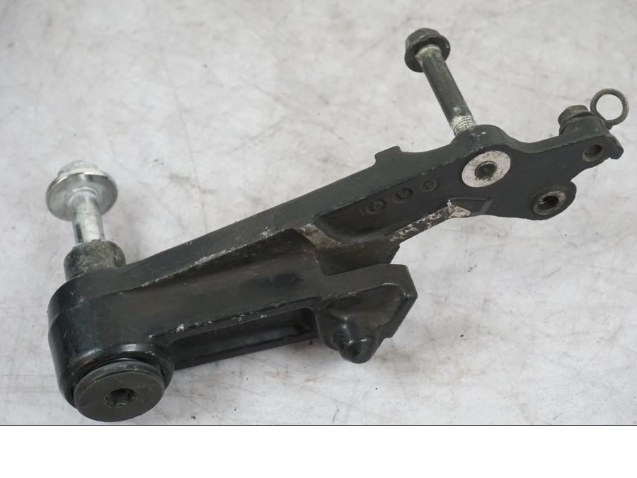 Snett uppifrån på Bromsoksfäste från en Honda VF 750 S -1982 motorcykel.