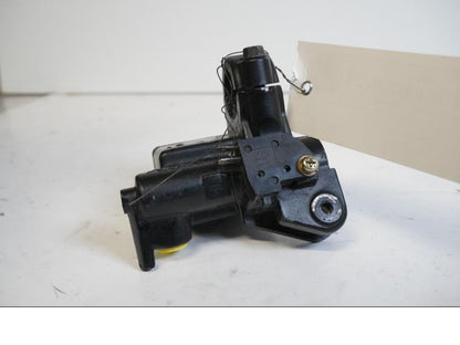 Höger sida på Bromshuvudcylinder från en Kawasaki KDX 125 -1991 motorcykel.