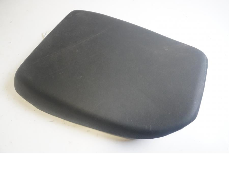 Framsidan på Sadel från en Kawasaki ZX-6R -1996 motorcykel.