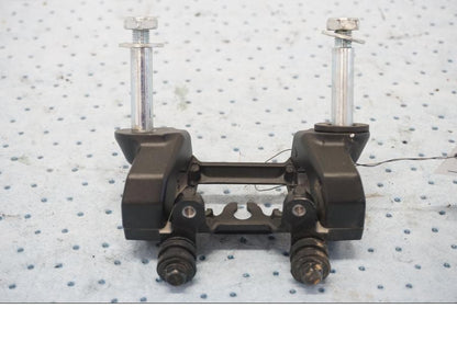 Höger sida på Styrfäste från en Kawasaki Z 650 ABS -2020 motorcykel.