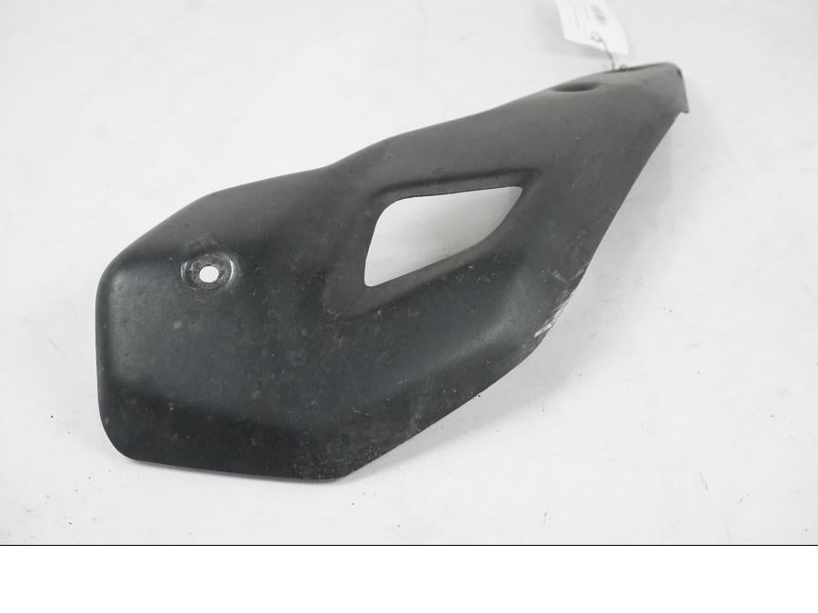 Vänster sida på Magkåpa från en MV Agusta Dragster -2014 motorcykel.