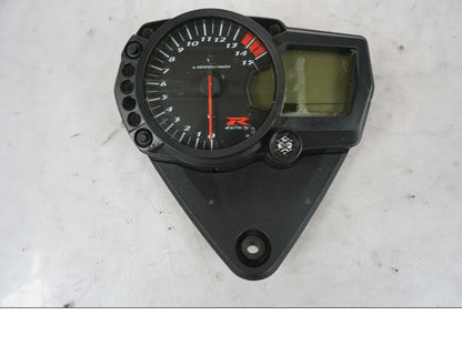 Baksidan på Instrumentpanel från en Suzuki GSX-R 1000 -2005 motorcykel.