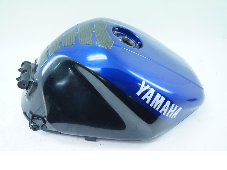 Baksidan på Bensintank från en Yamaha YZF 1000 R -1997 motorcykel.