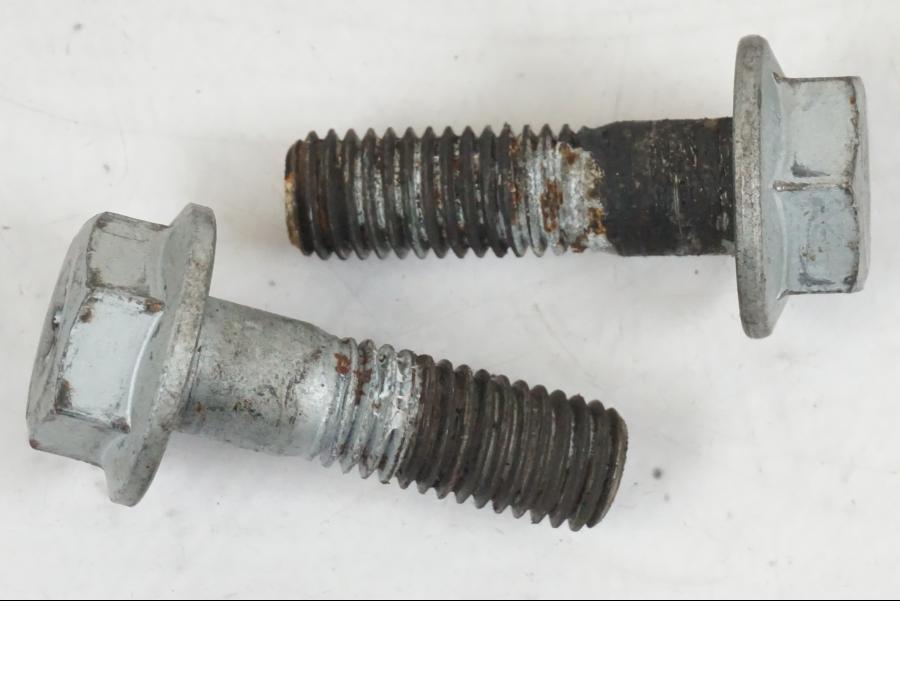 Snett uppifrån på Axel från en Husqvarna 701 SUPERMOTO ABS -2016 motorcykel.