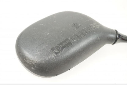 Höger sida på Backspegel från en Yamaha YS125 -2018 motorcykel.
