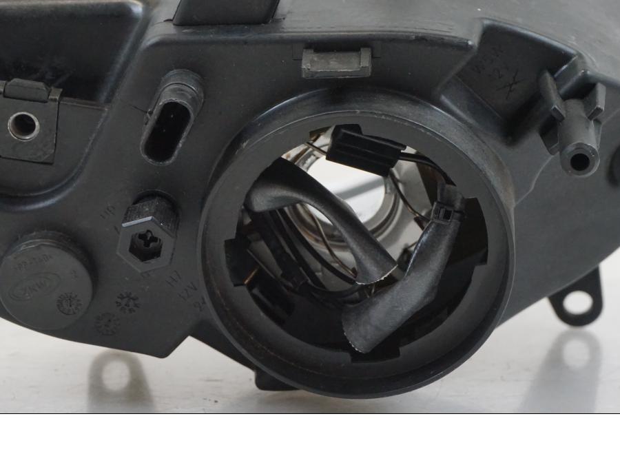 Extrabild5 på Strålkastare från en BMW R 1200 RS -2014 motorcykel.