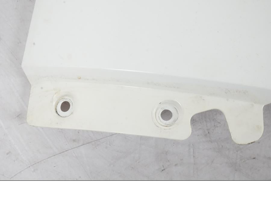 Baksidan på Tankkåpa från en KTM 690 Duke -2015 motorcykel.