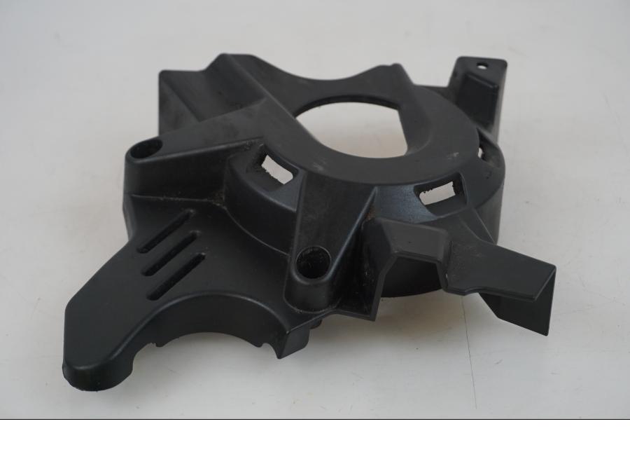 Höger sida på Drevkåpa från en BMW F 800 GS -2009 motorcykel.