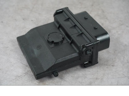 Baksidan på ESA Control Unit från en BMW K 1600 GTL -2015 motorcykel.