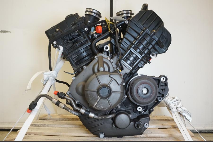 Extrabild1 på Reservdelsmotor från en Buell 1125 R -2008 motorcykel.