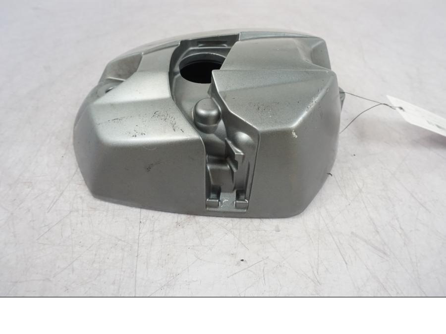 Framsidan på Ventilkåpa från en BMW R 1200 GS -2010 motorcykel.