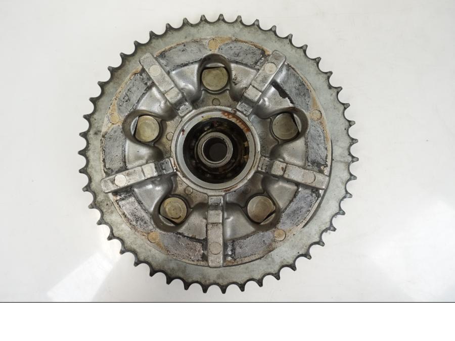 Vänster sida på Drevfäste från en Suzuki GSX 600 F -1998 motorcykel.