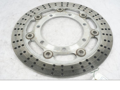 Framsidan på Bromsskiva från en Kawasaki VN 1500 -1999 motorcykel.