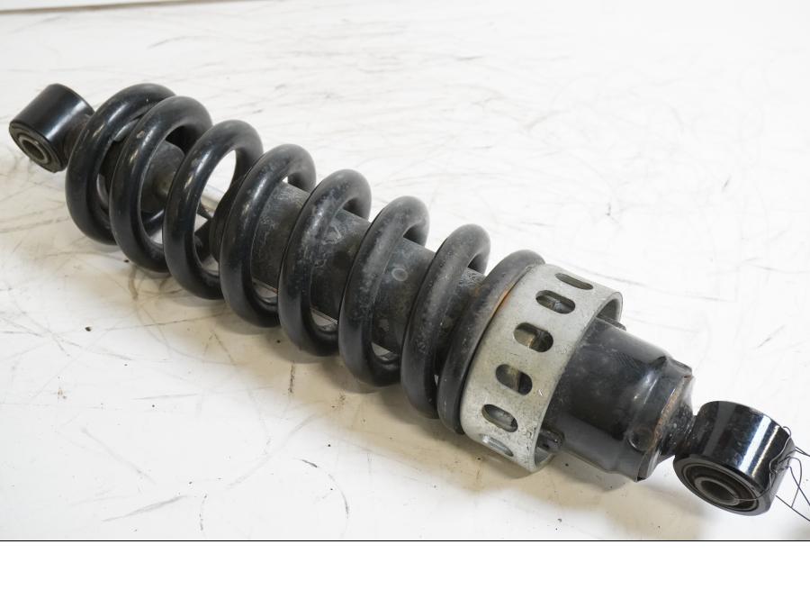 Framsidan på Stötdämpare från en Suzuki M 1800 -2007 motorcykel.