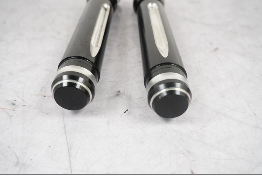 Baksidan på Fotpinne från en H-D Touring Street Glide FLHX -2009 motorcykel.