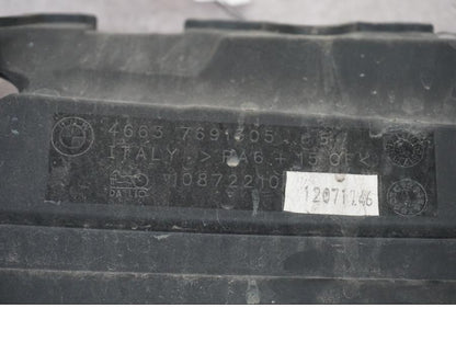 Baksidan på Värmeskydd från en BMW F 800 R -2018 motorcykel.