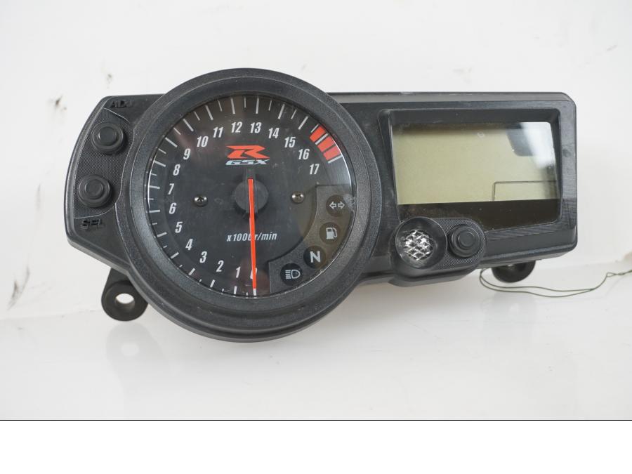 Framsidan på Instrumentpanel från en Suzuki GSX-R 600 -2004 motorcykel.