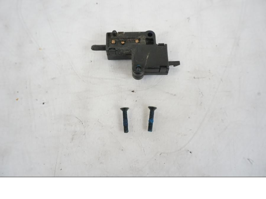 Höger sida på Kopplingskontakt från en Kawasaki ER-6N -2012 motorcykel.