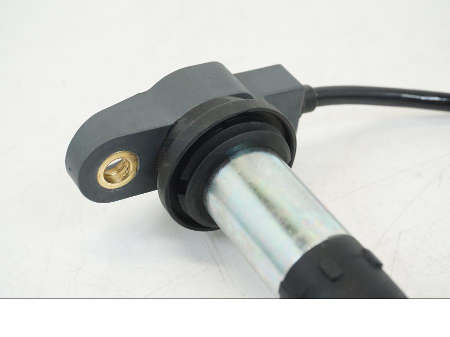 Höger sida på Tändspole från en Ducati Streetfighter V4 -2020 motorcykel.