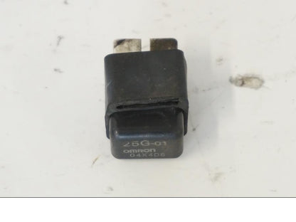 Snett nerifrån på Relä från en Yamaha XV 535 -1995 motorcykel.