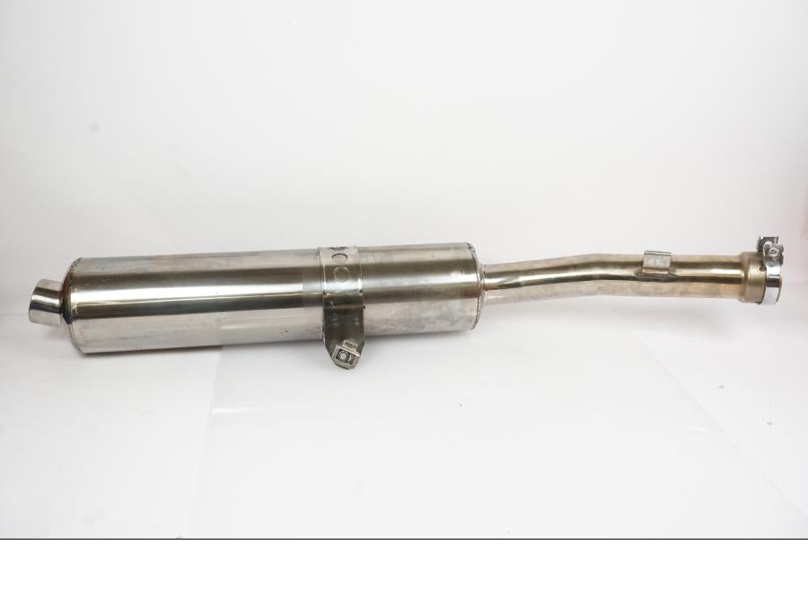 Baksidan på Ljuddämpare från en Yamaha FZS 1000 -2001 motorcykel.