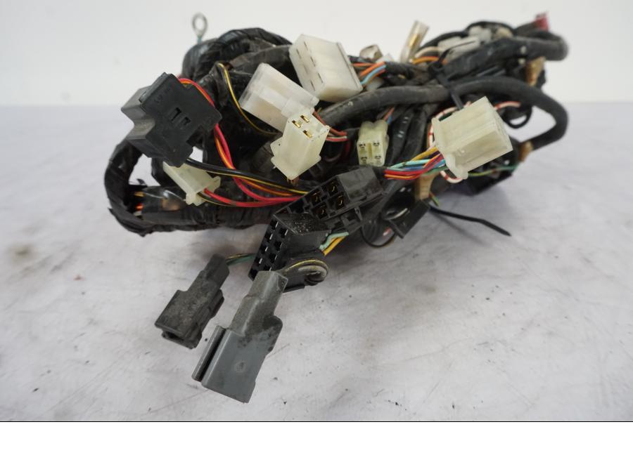 Snett uppifrån på Kabelstam från en Kawasaki VN 1500 -2003 motorcykel.