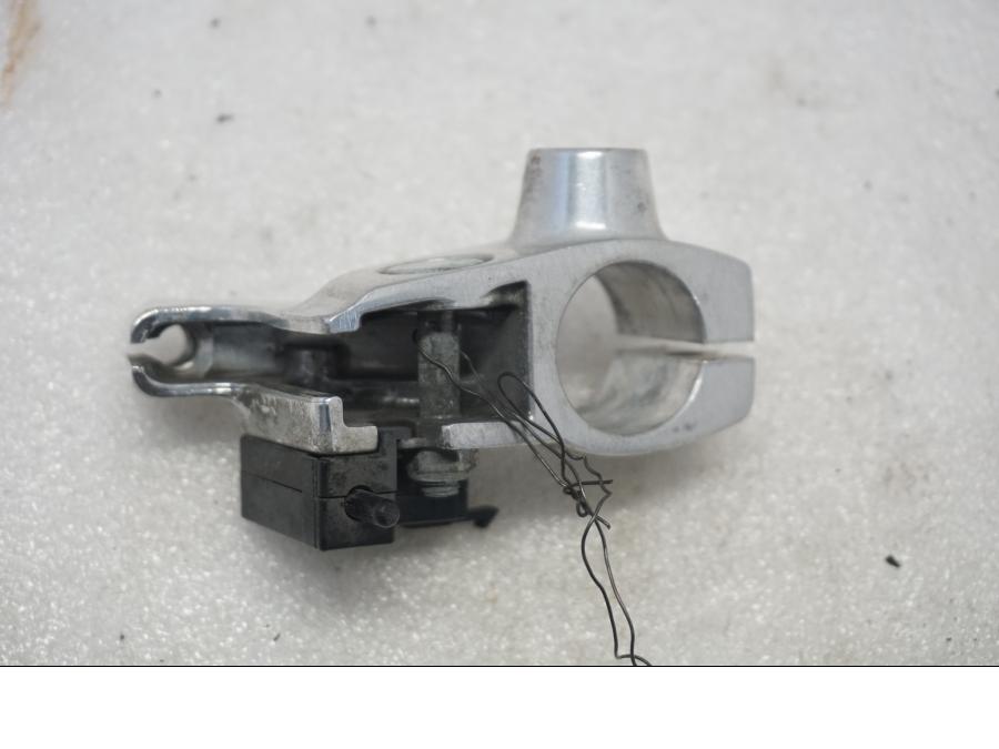 Baksidan på Kopplingsklo från en Suzuki VL 800 -2004 motorcykel.