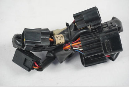 Baksidan på Kablage från en Yamaha YZF 1000 R1 -2007 motorcykel.