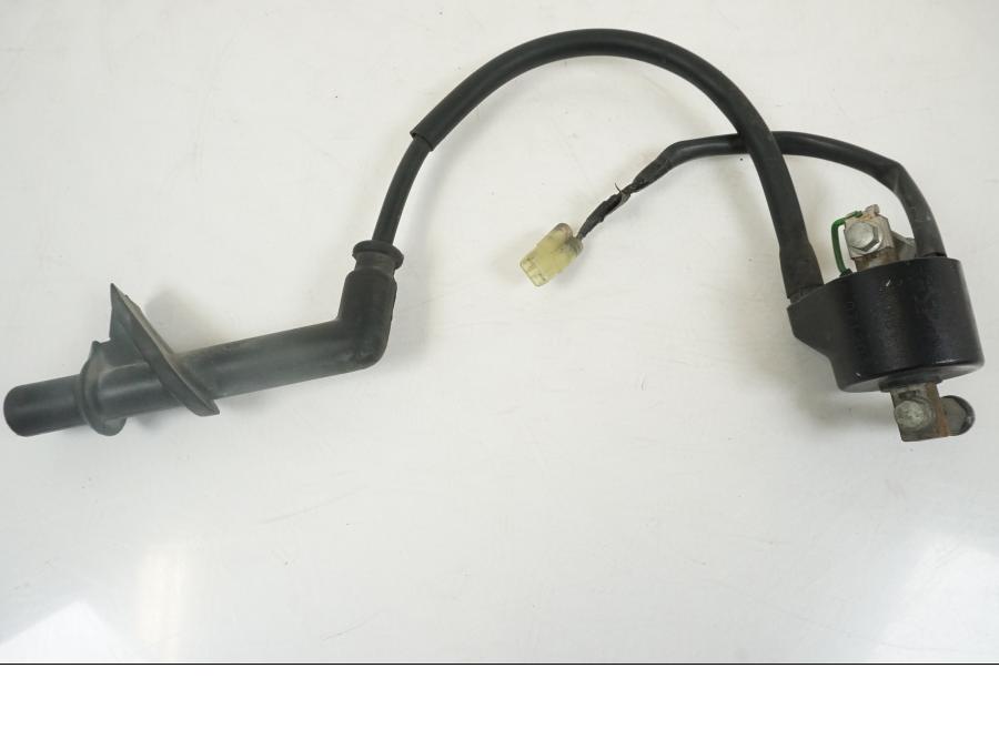 Baksidan på Tändspole från en Honda XL 1000 V -2008 motorcykel.