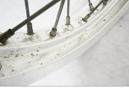 Extrabild3 på Fälg från en Kawasaki KL 650A -1987 motorcykel.